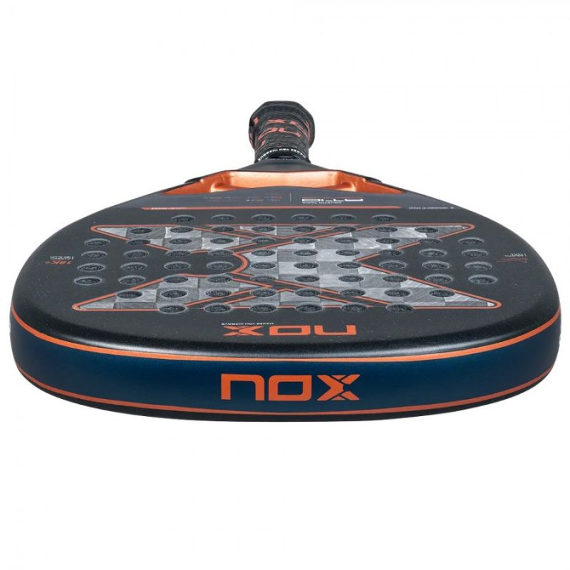 PALA NOX AT10 GENIUS ATTACK 18K ALUM BY AGUSTIN TAPIA 2025